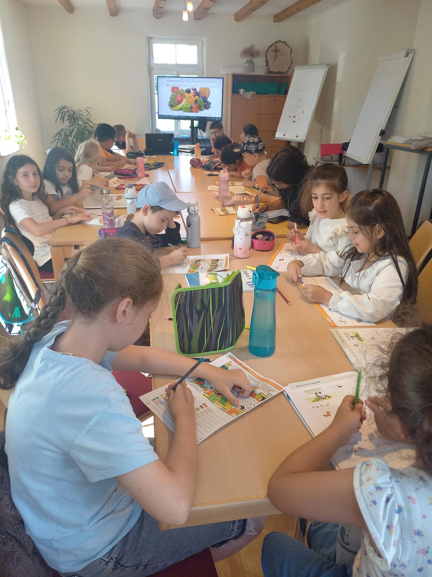 „FIT in Deutsch“: Kinder und Jugendliche arbeiteten in den Sommerferien spielerisch an ihren Sprachkenntnissen