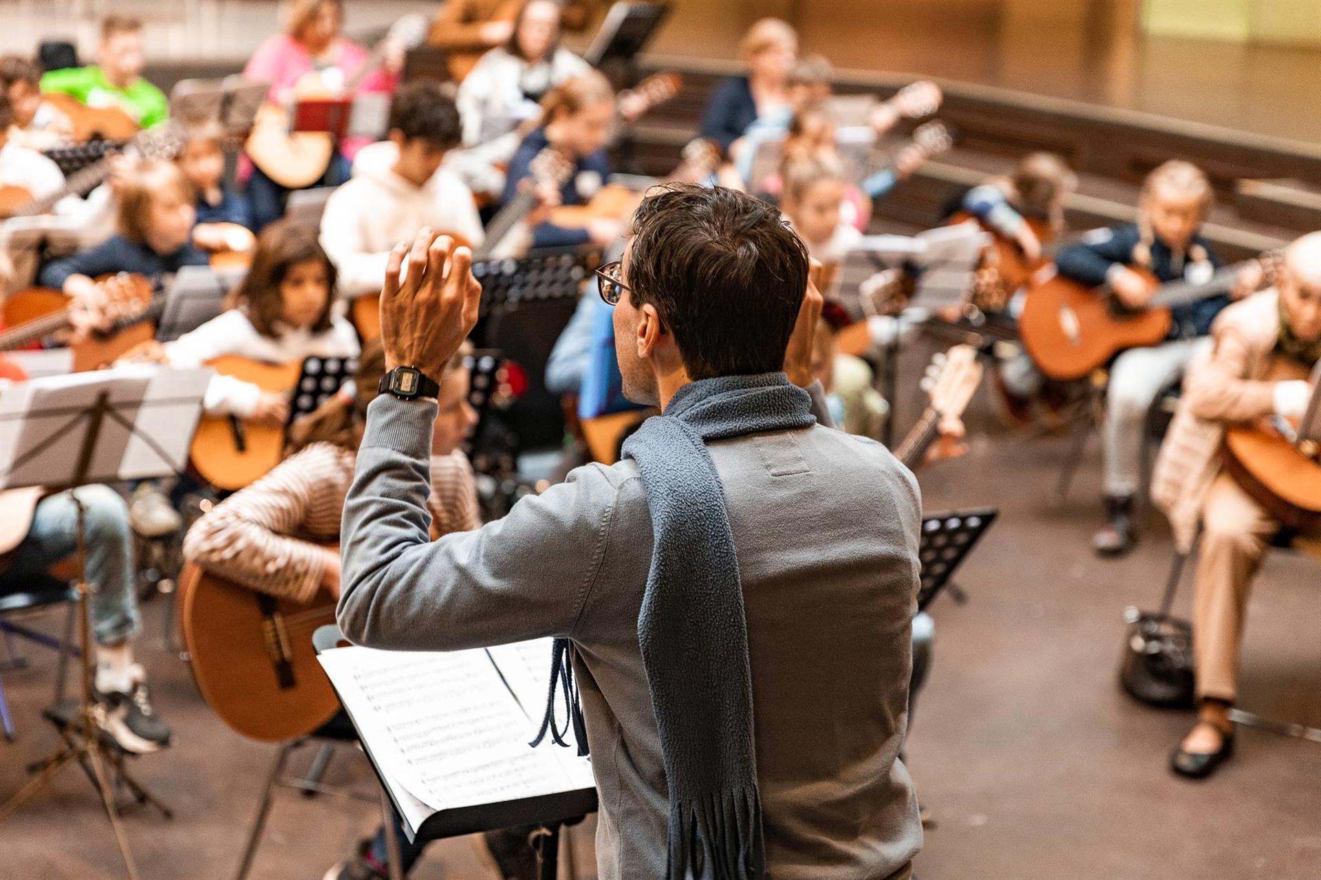 26. Gitarrissimo bringt Gitarrenklänge zum Leuchten – Workshop und Abschlusskonzert am 6. Dezember in Rösrath