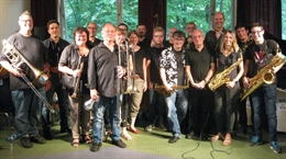 Blue to Green - Big Band-Konzert der Städtischen Max-Bruch-Musikschule